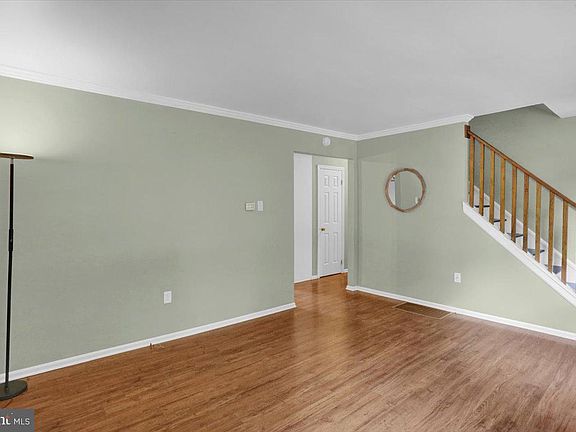 4th image of 514 N Turner St