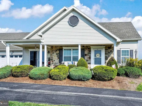 112 S Alpine Dr #26A, York, PA 17408