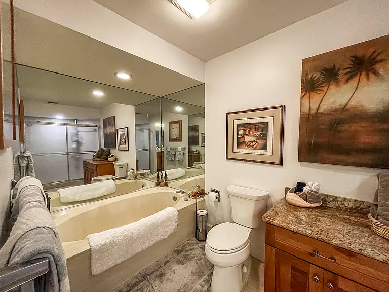 56 Edinburgh Dr — Photo 15