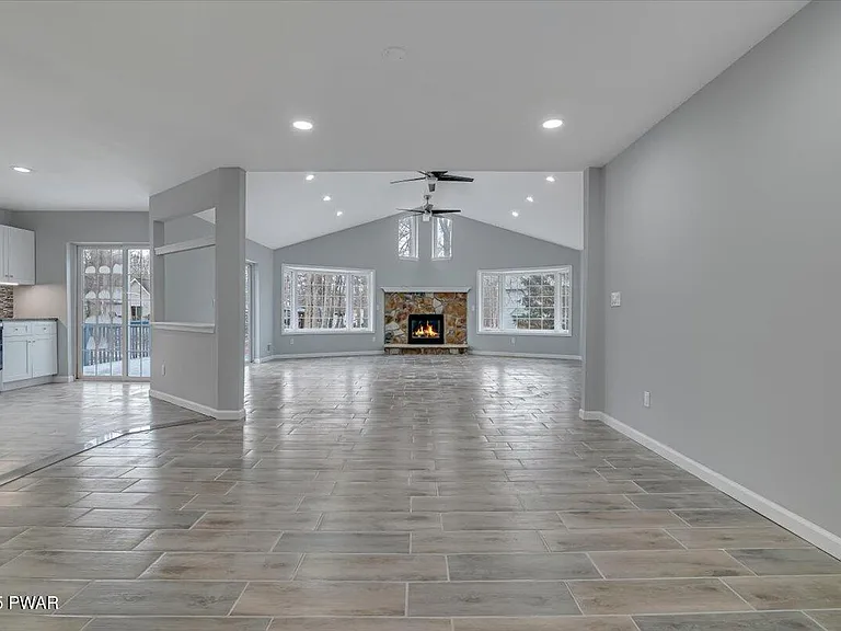 502 Carrock Way — Photo 9