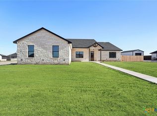 5207 Hollow Ranch Dr, Salado, TX 76571