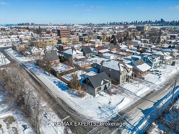 4th image of 60 Anthony Rd