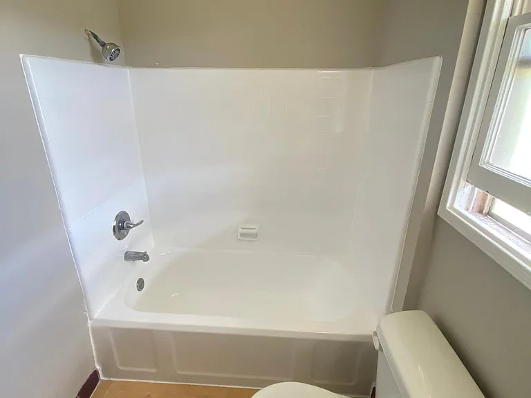 932 N Garfield St — Photo 13