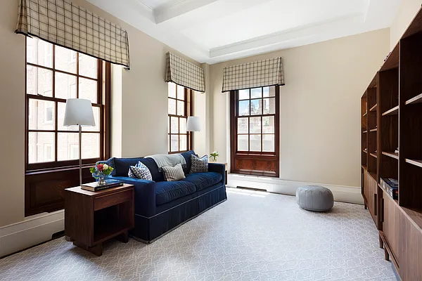 Sold by Sotheby's International Realty | media 10