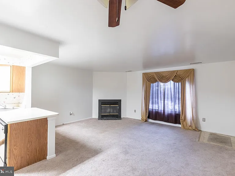 53 Ashlar Hill Ct #53 — Photo 5