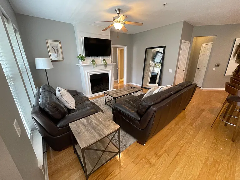 3182 Margellina Dr — Photo 7