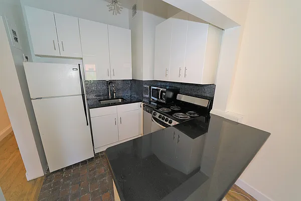 Rented by Corcoran | media 6