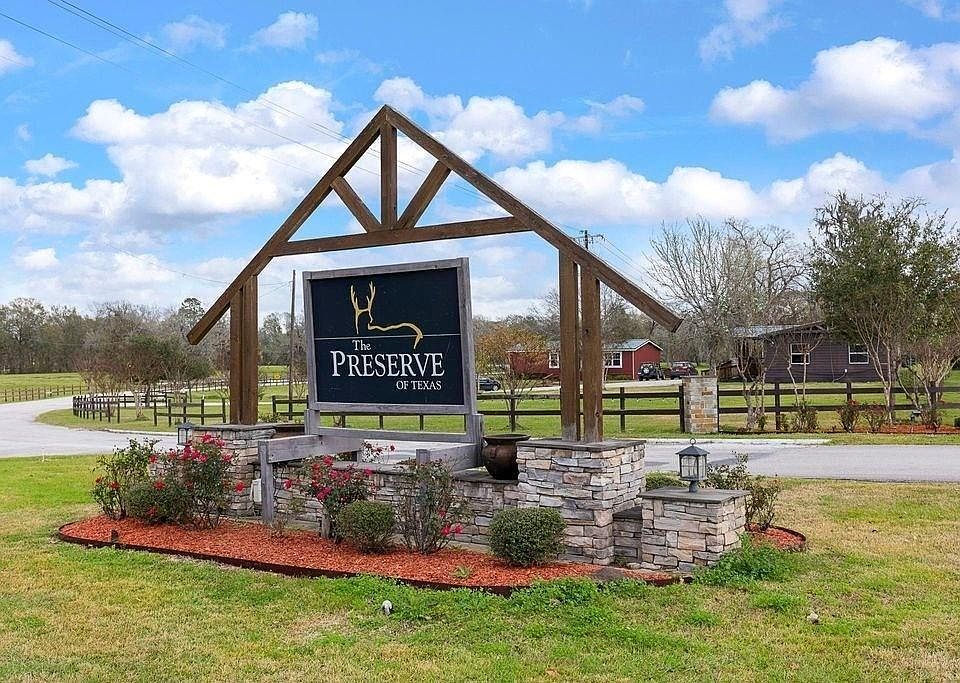 1st image of 663 Jensen Dr