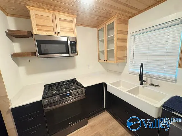 1236 Oshaughnessy Ave NE — Photo 12