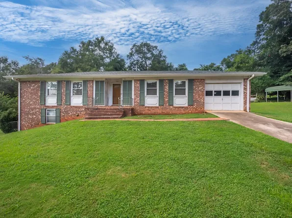 101 Teardrop Trl, Seneca, SC 29672