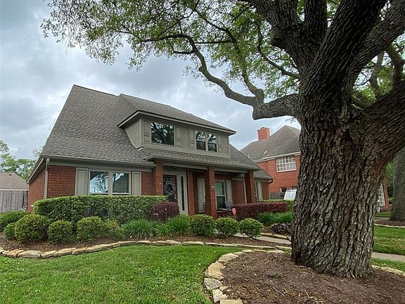 2nd image of 16026 Greenwood Pines Dr