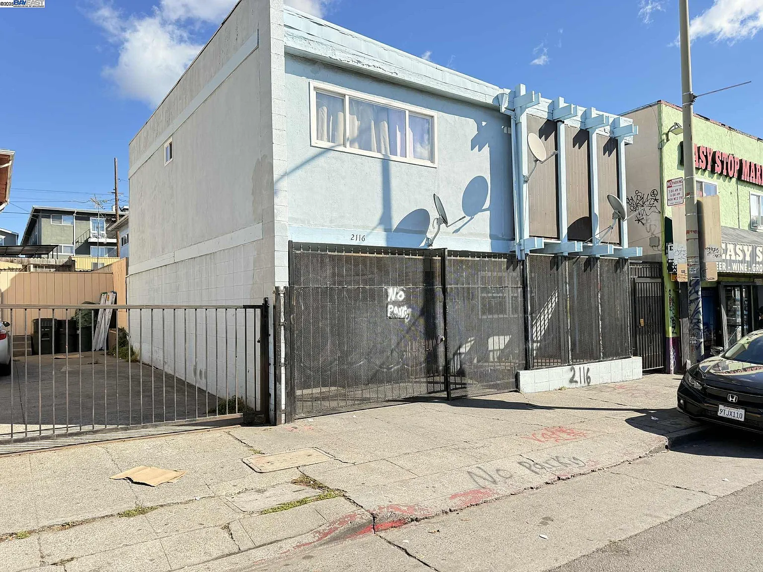 2116 International Blvd photo 1