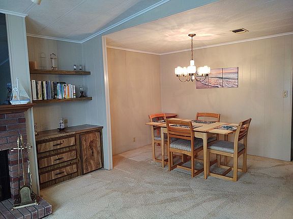 4th image of 2251 NE 19th Ave Lot 33