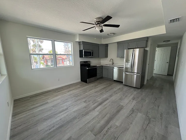 219 S Grandview Ave — Photo 31
