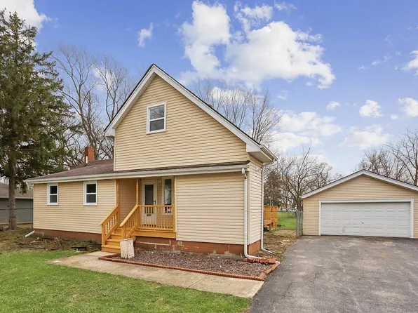 1161 W Frank St, Beecher, IL 60401