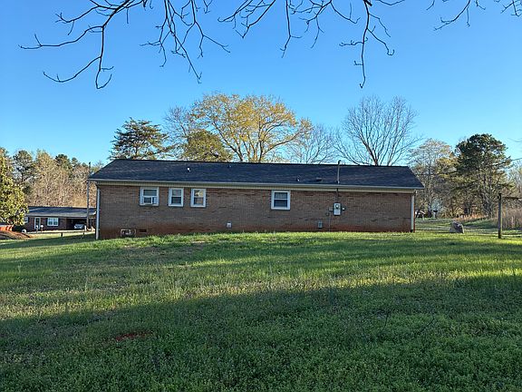 2nd image of 129 Vinson Rd