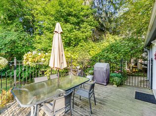 1233 Mississauga Rd, Mississauga, ON L5H 2J1
