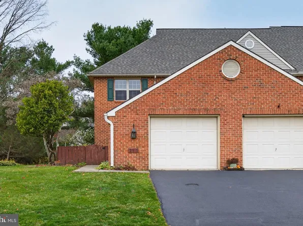 213 Pine Bridge Ln, Lancaster, PA 17603