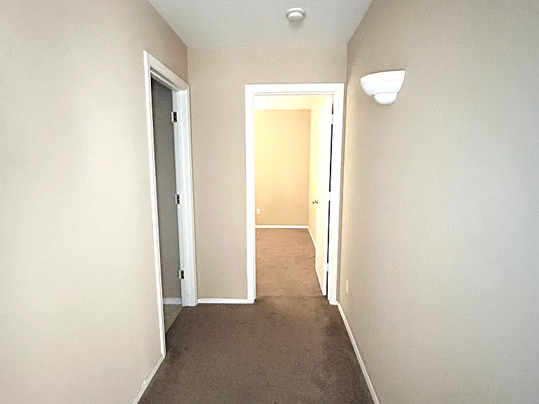 3174 W Carlos Ln — Photo 14