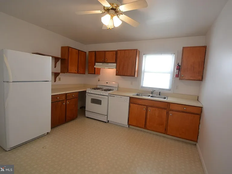 23 S Upham St #A — Photo 2