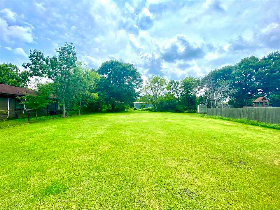 1st image of 8436 Celia Dr