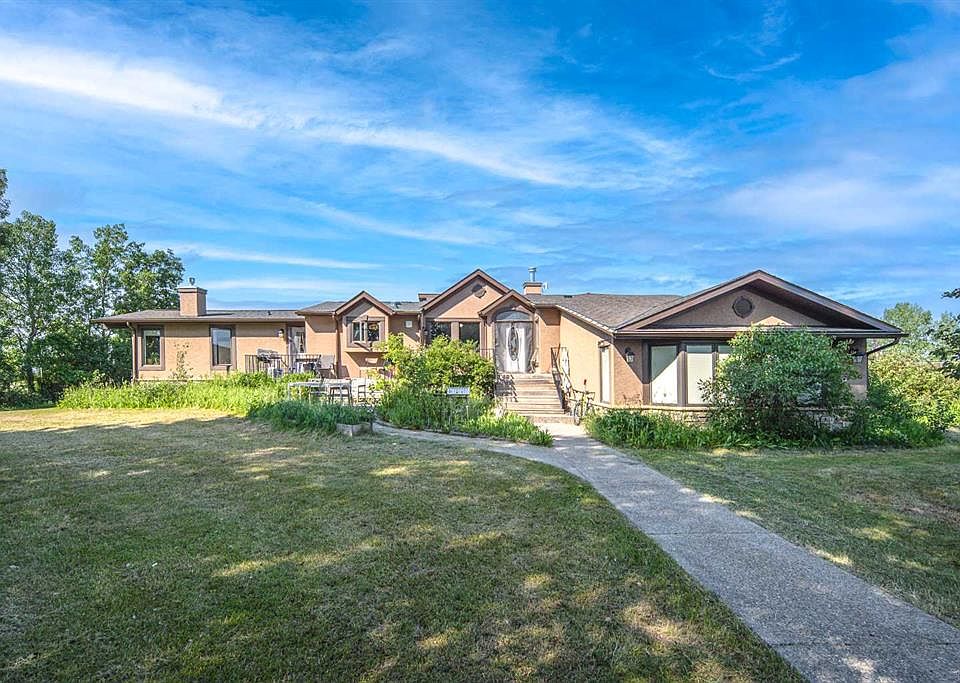 1st image of 33076 NE Township Road 243