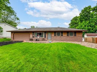 3459 Rebecca Dr, Canfield, OH