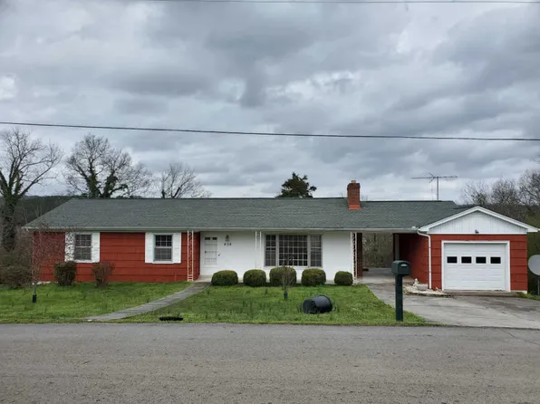 404 W Lehman St, Woodbury, TN 37190