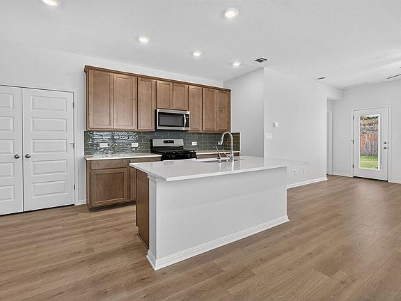 4th image of 3609 Kent Chalk Rd