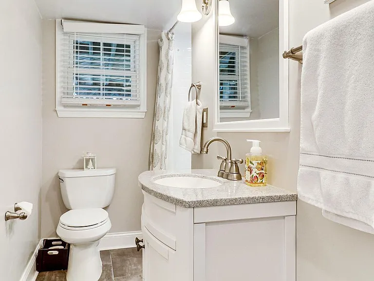 6519 Engel Dr — Photo 70