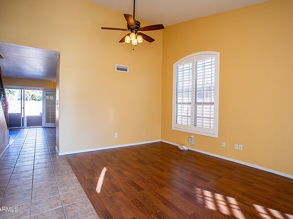 3rd image of 1820 W BROWNING Way