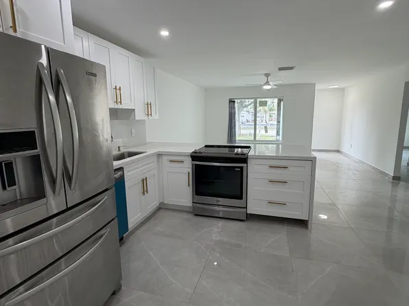 5895 NW 19th St, Fort Lauderdale, FL 33313