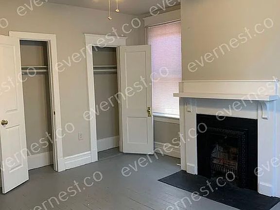 4th image of 1512 Bainbridge St Unit B