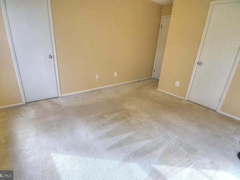 1793 Jonathan Way #L — Photo 34
