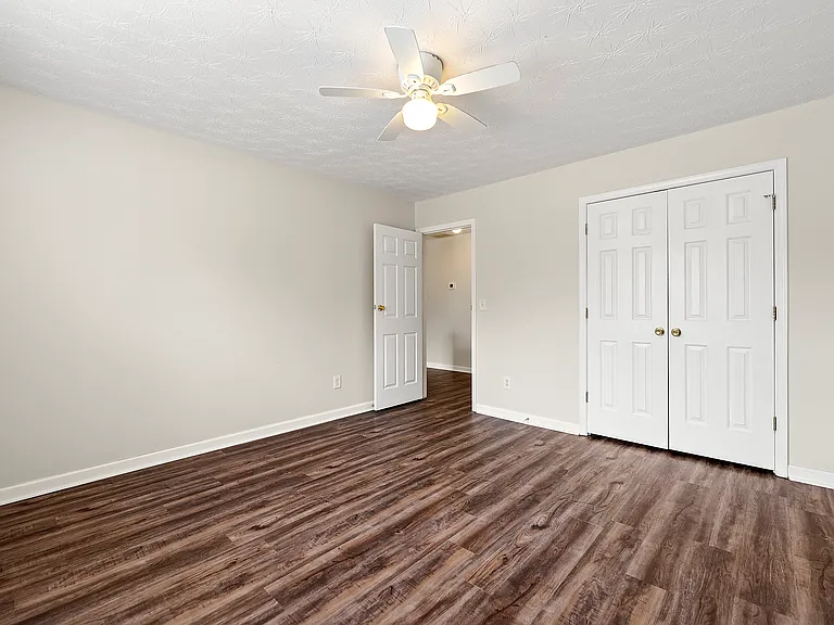 3033 Western Sunset Ct — Photo 11
