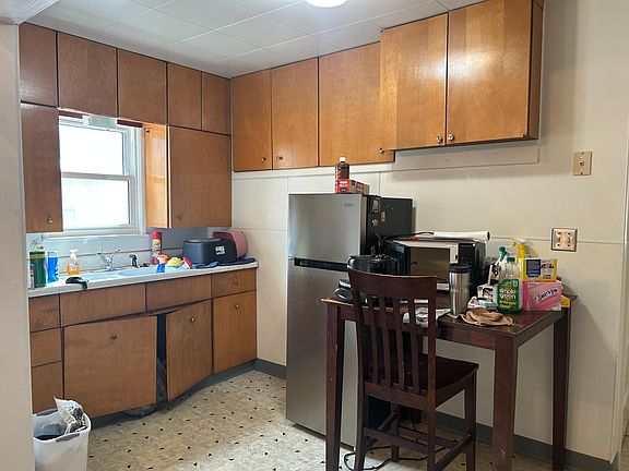 3rd image of 4415 Ranger Rd
