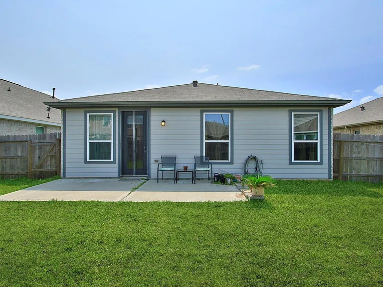 7219 Bakersfield Ct — Photo 39