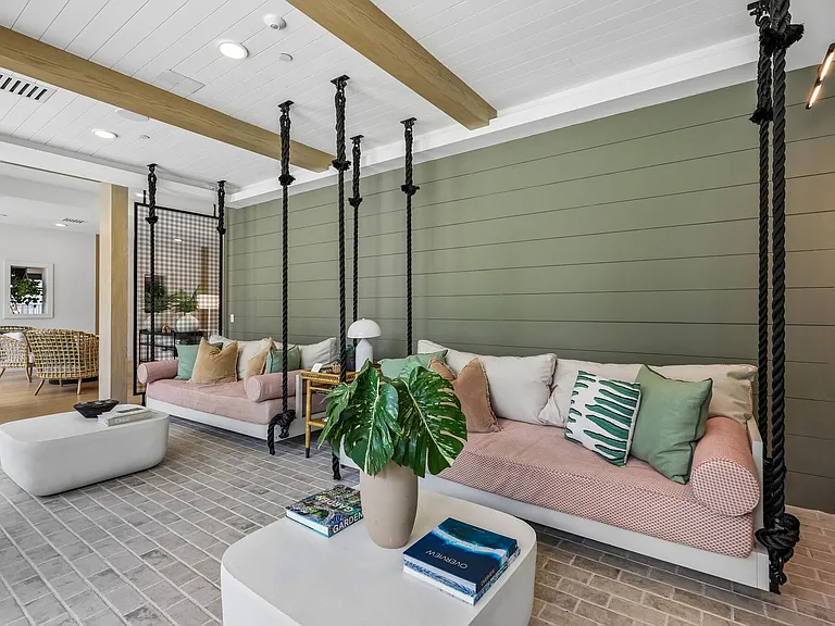 NOVEL Parkway by Crescent Communities — Photo 7
