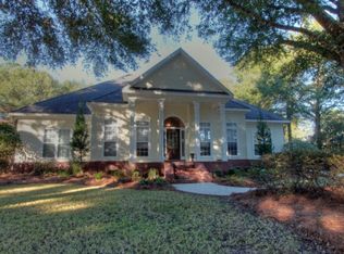 223 South Dr, Fairhope, AL 36532