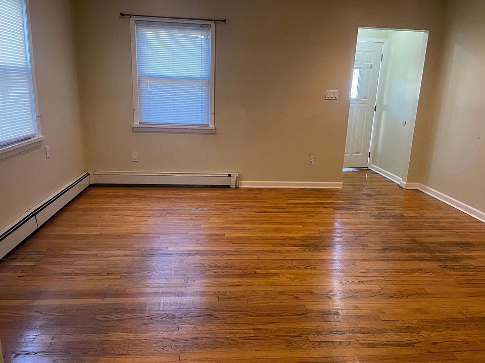 1st image of 217 Goldenrod Ave