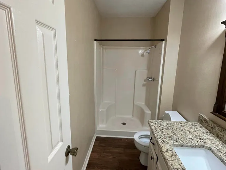 Azalea Court Duplexes — Photo 7