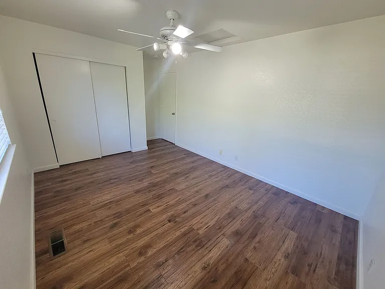2055 Amanda Way #7 — Photo 28