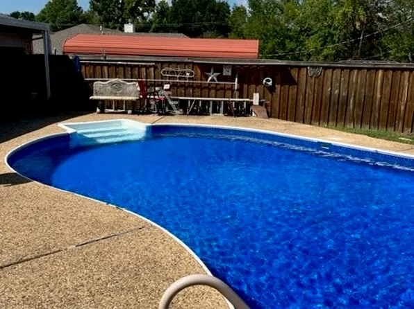 1022 Monte Carlo Dr, Grand Saline, TX 75140