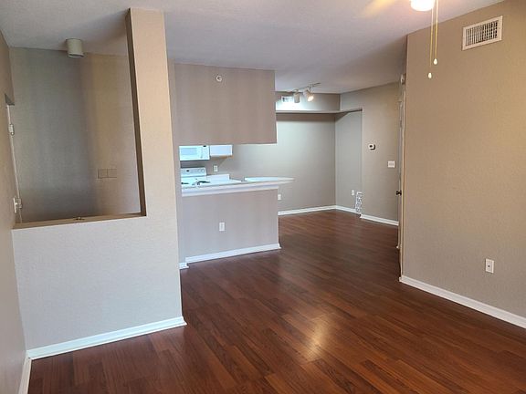 5th image of 6450 Aragon Way APT 306