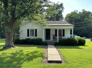 70 Johnson St, Trezevant, TN 38258