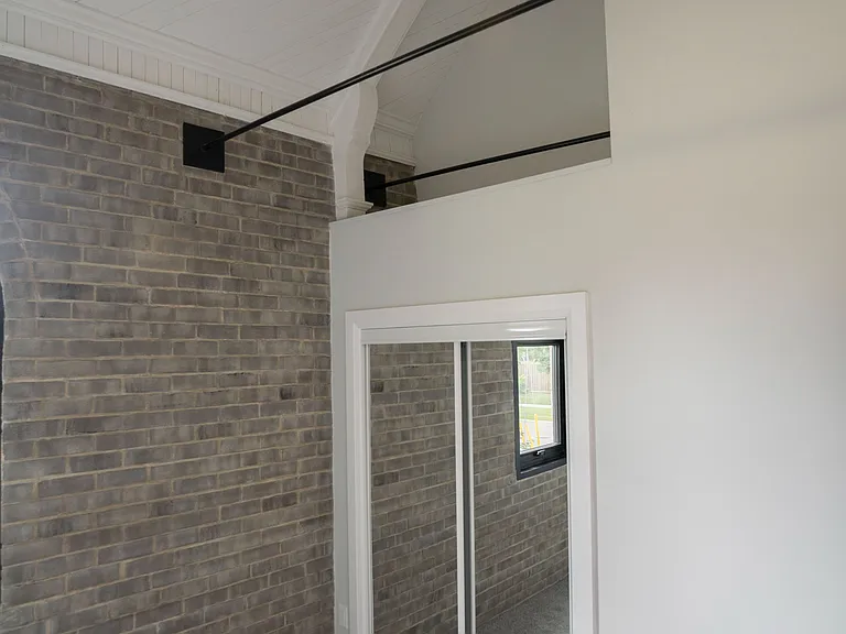 130 Elgin St #5 — Photo 10