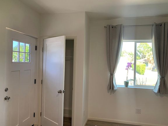 3rd image of 8545 Calvin Ave