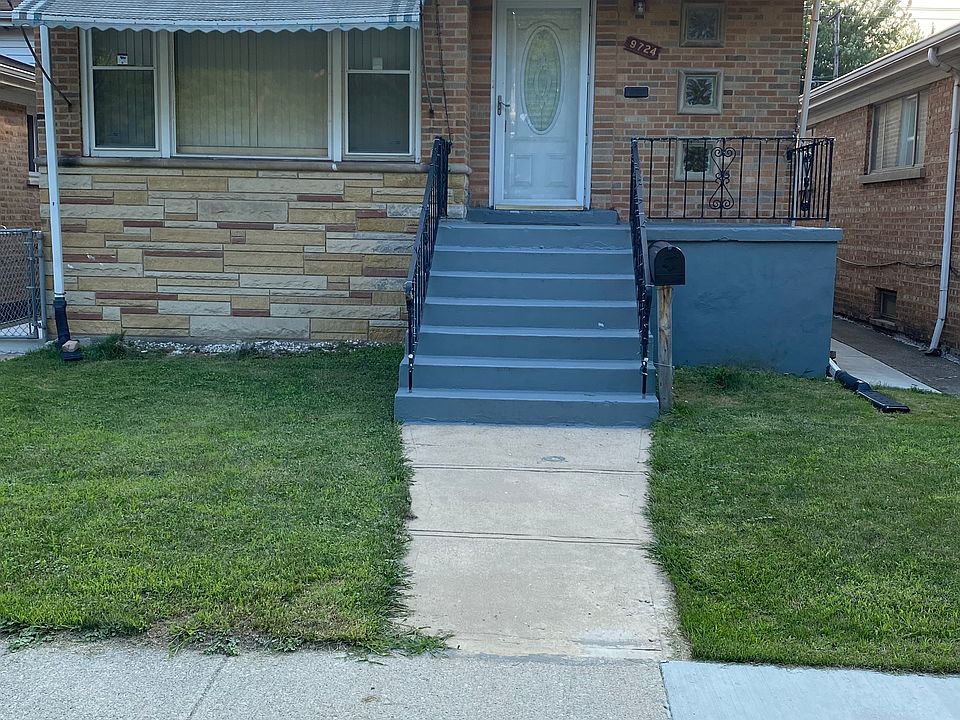 1st image of 9724 S King Dr