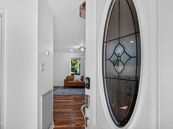 5th image of 408 Trammell Rd
