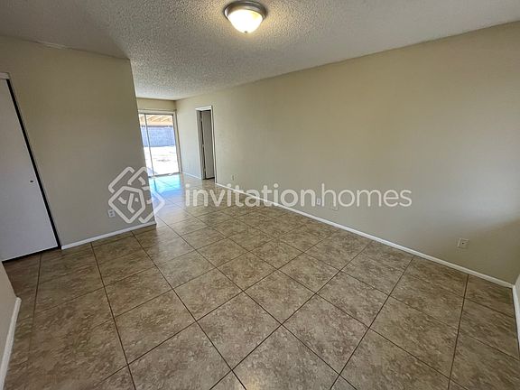 3rd image of 10907 W Heatherbrae Dr